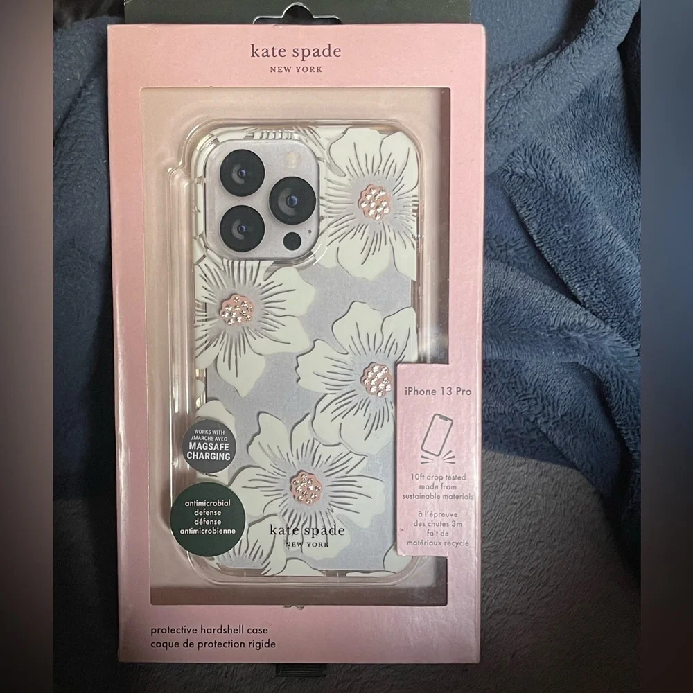 new Kate spade iPhone 13 pro phone case new in open box *only 12 mini size left*